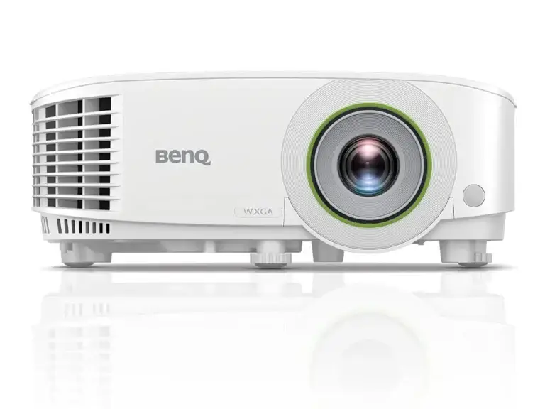 Top 5 Mini Projectors Compared (2025): KODAK Luma 350 vs. The Rest