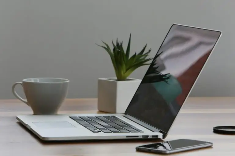 Dell Laptops vs HP Laptop